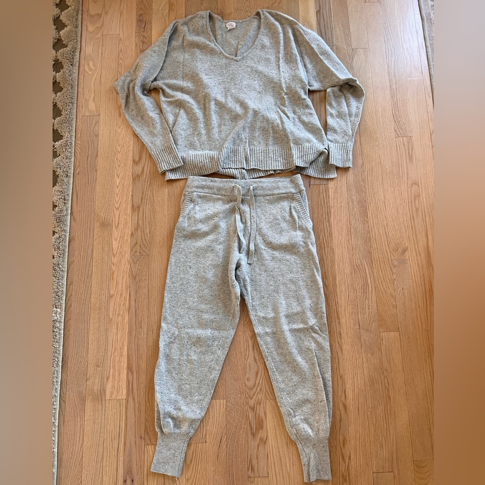 Cozy Stars Above Lounge Set - medium top, small bottom